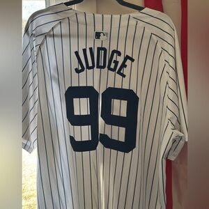 Only worn once! Aaron Judge Jersey! Size 2XL. In a non smoking home